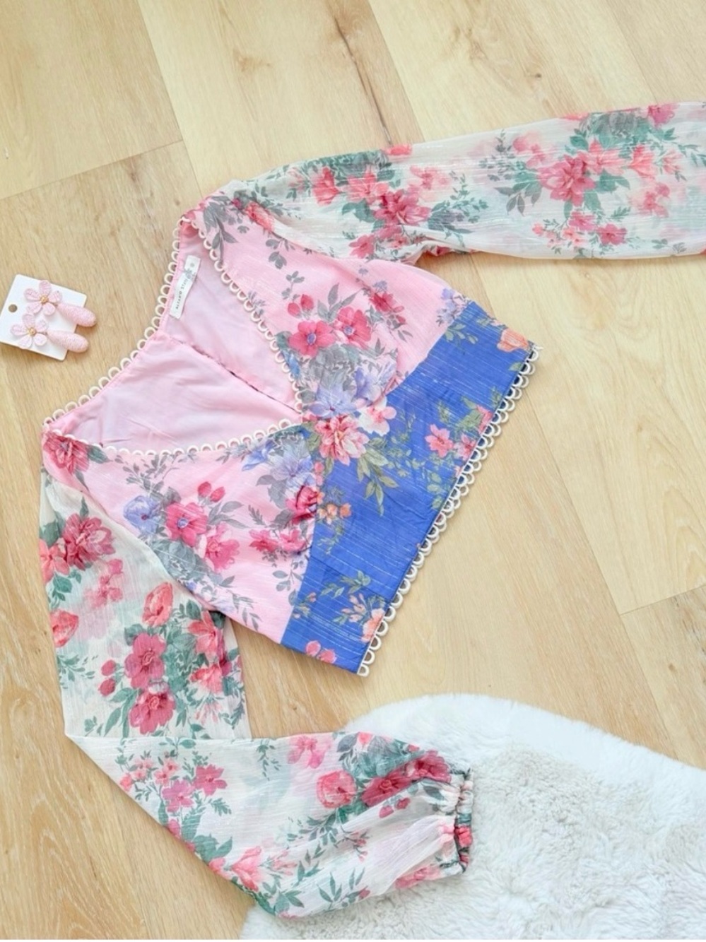 Altar'd State Pink and Blue Floral Lace-Trim Cropped Top